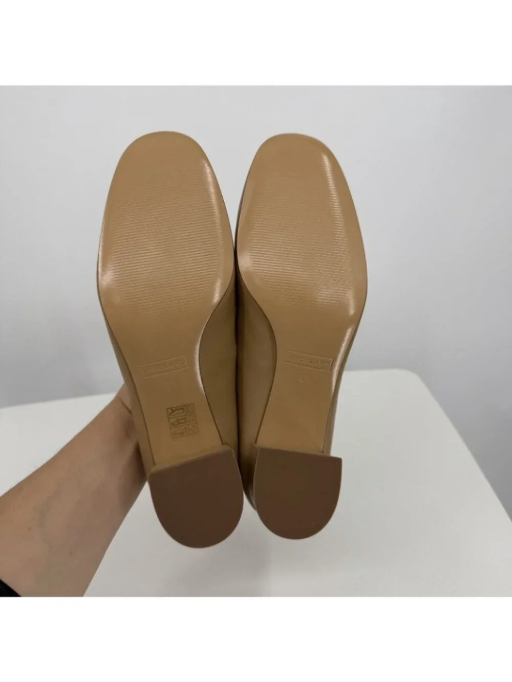 Everlane Italian Leather Day Heel Light Taupe 8.5 Women's Elastic Back Comfort